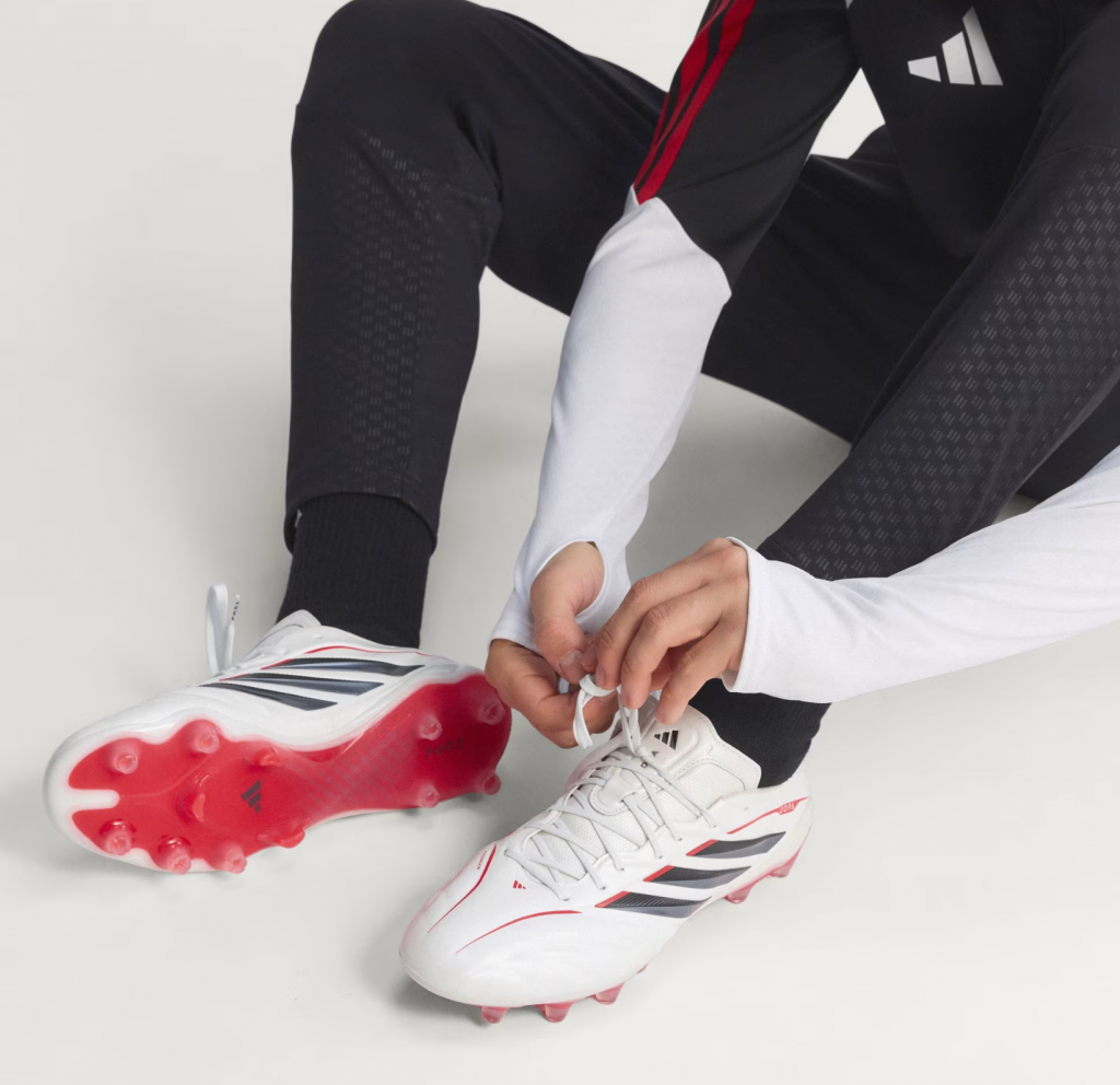 Бутсы профессиональные Adidas Copa Pure IV Elite FG