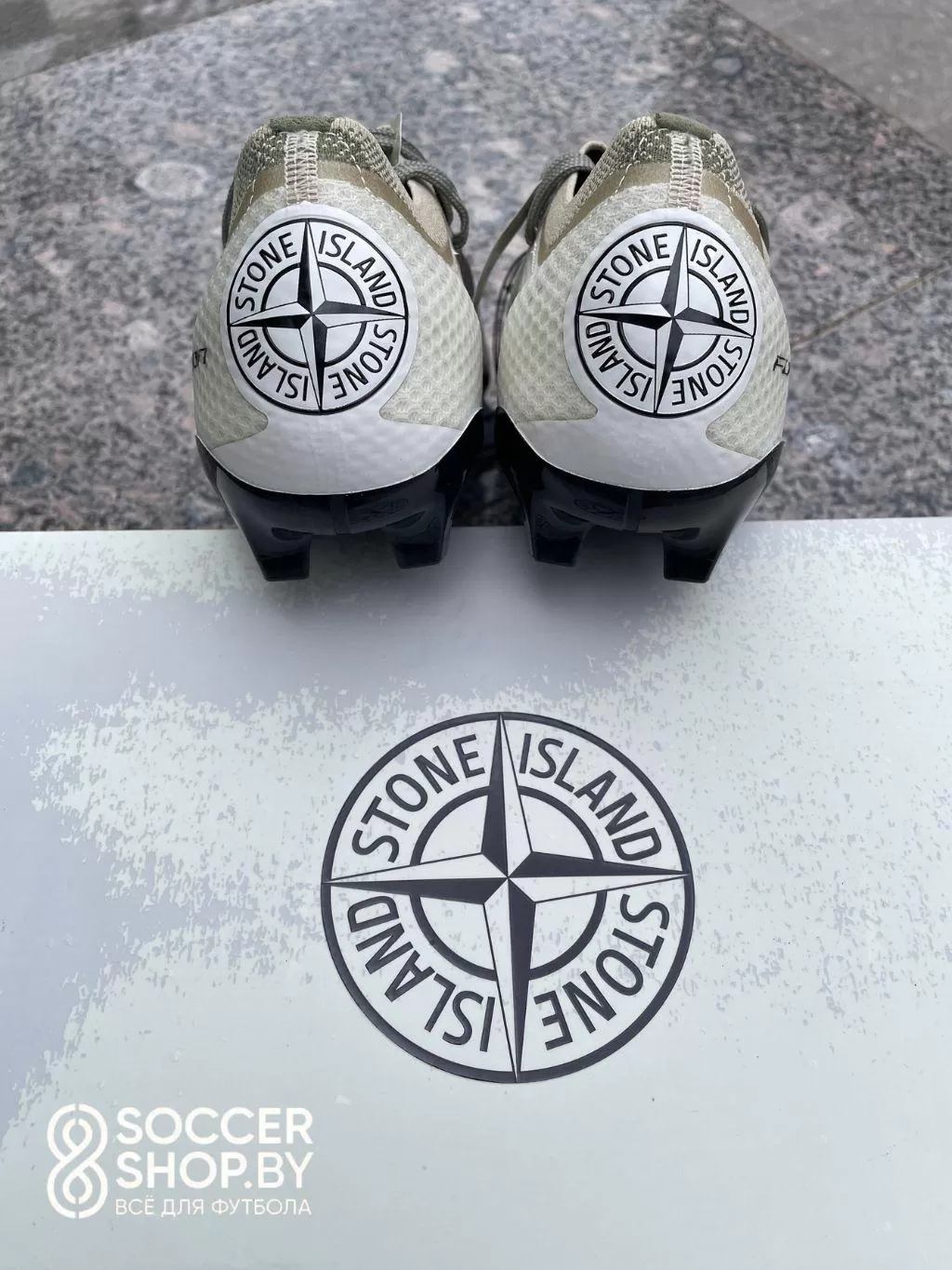 Stone Island x New Balance Furon 9 (UF1F5TY)