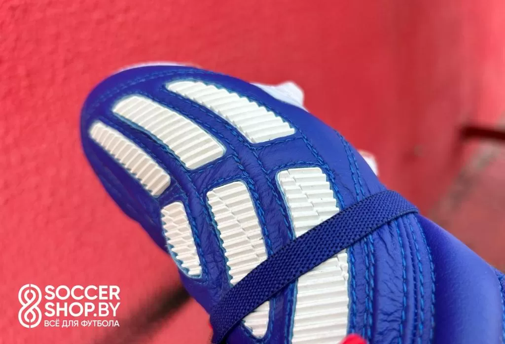 Adidas Predator Mania 