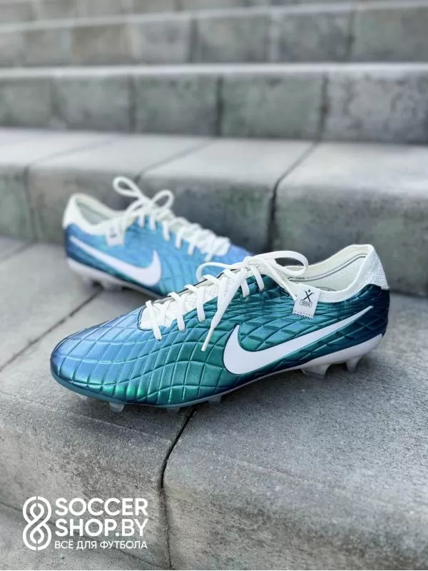 Nike Tiempo Emerald Legend 10 