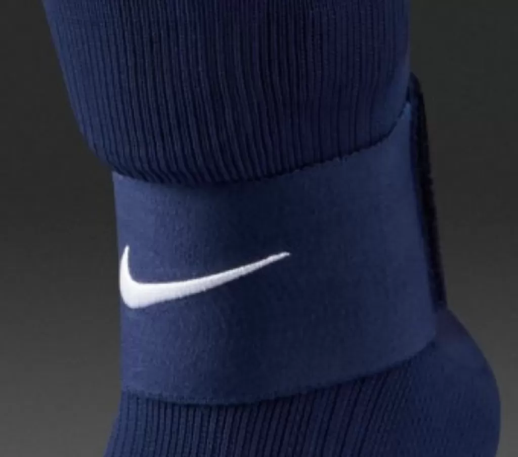 Nike Guard Stay/ держатели для щитков