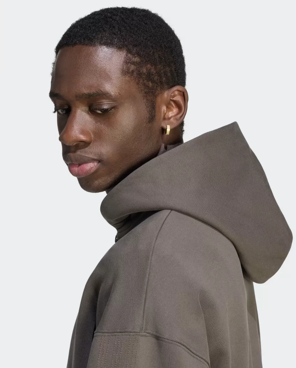 Свитер на замке Adidas PREMIUM ESSENTIALS CROPPED FULL ZIP HOODIE