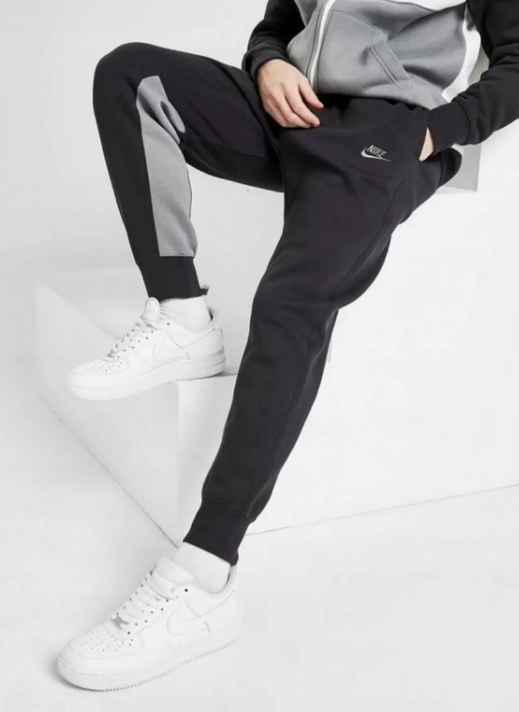 Костюм спортивный Nike Essential Fleece Suit