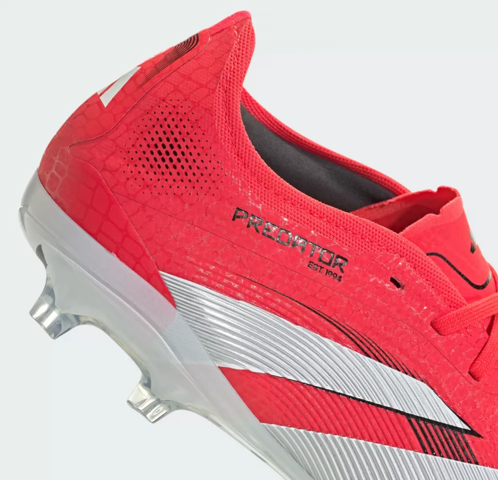 Бутсы полупрофессиональные Adidas Predator Pro FG