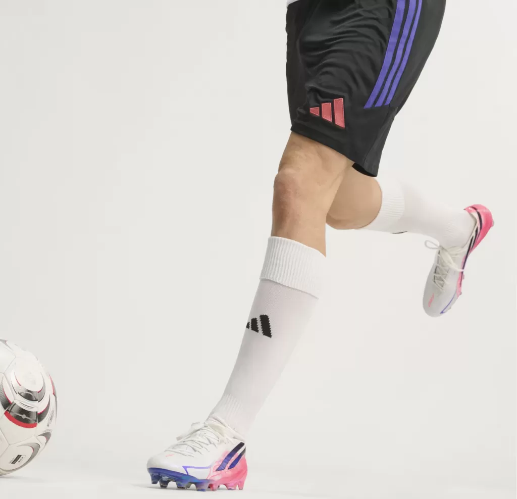Бутcы профессиональные Adidas F50 Hyperfast Elite FG