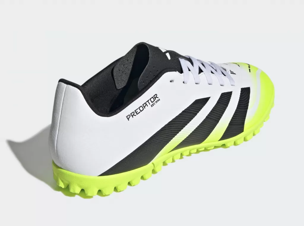 Шиповки Adidas Predator Club TF