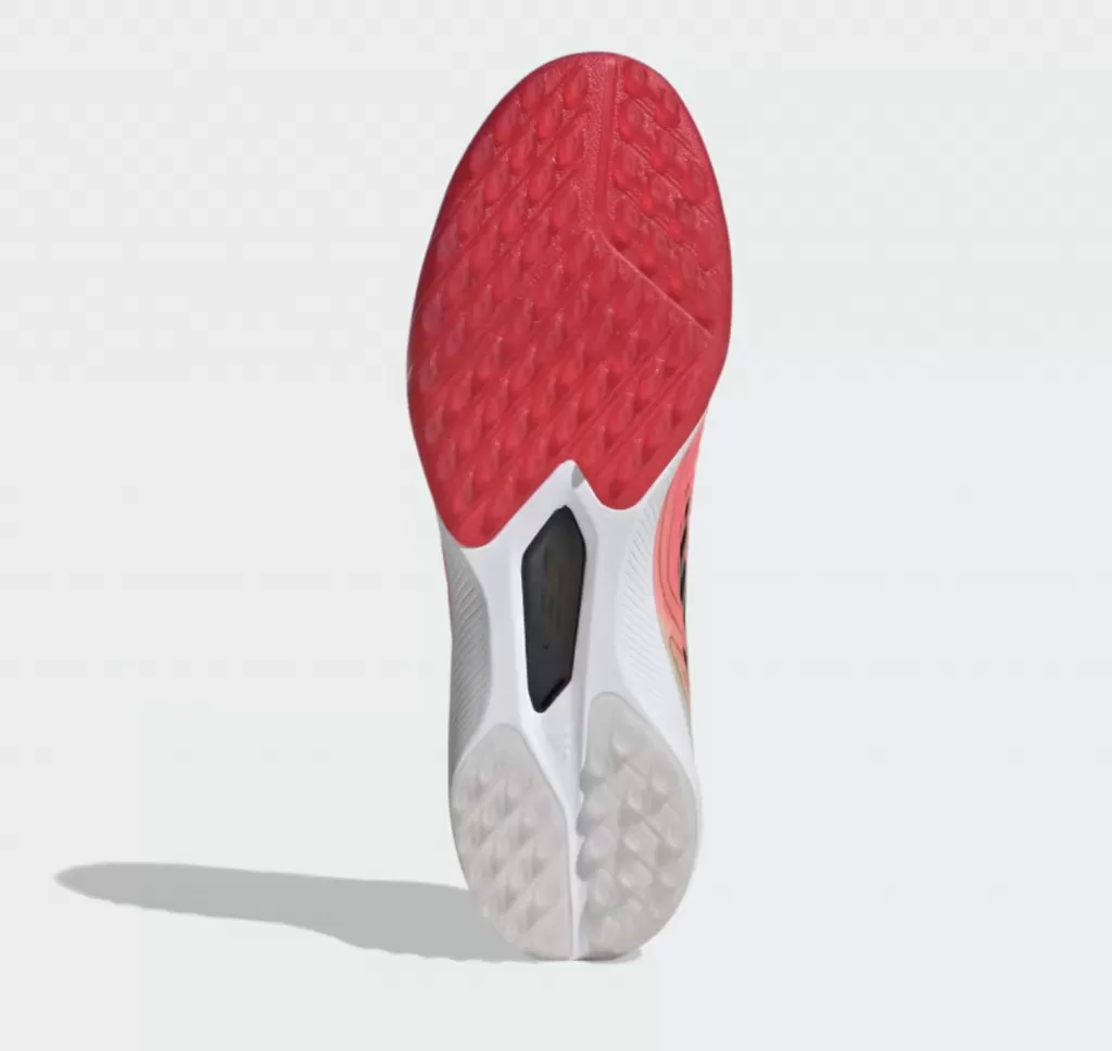 Шиповки профессиональные Adidas F50 Hyperfast Pro TF