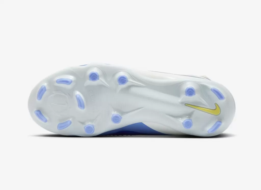 Бутсы детские Nike Phantom Low Academy LV8 JR FG