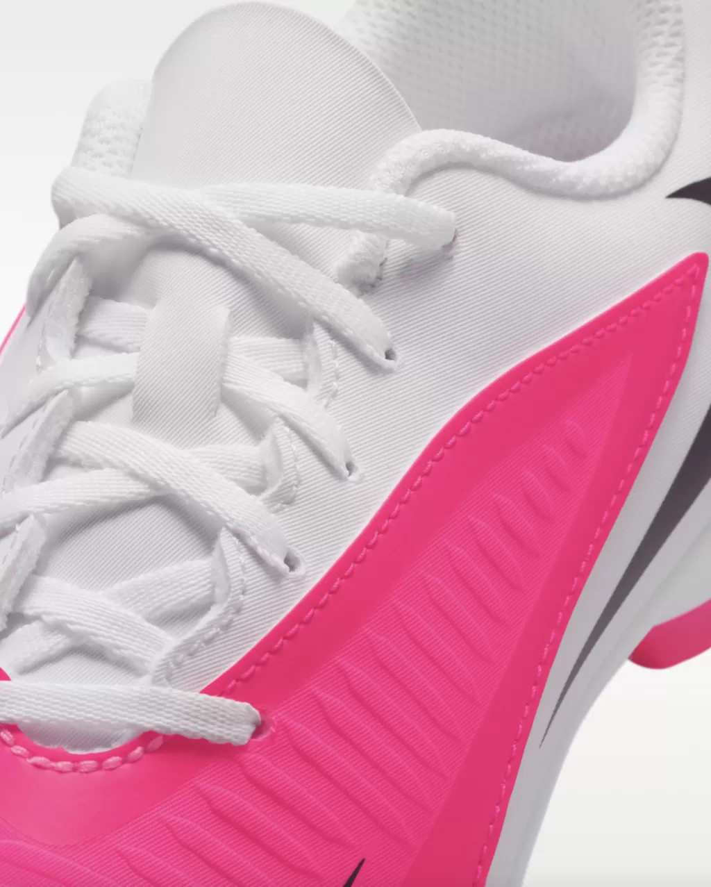 Бутсы детские Nike Phantom 6 Club JR FG