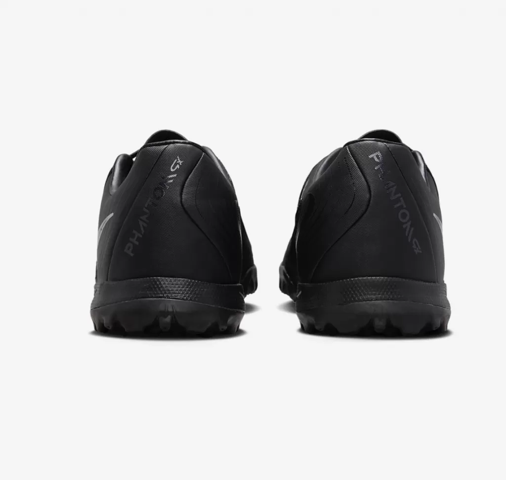 Шиповки Nike Phantom GX Academy TF