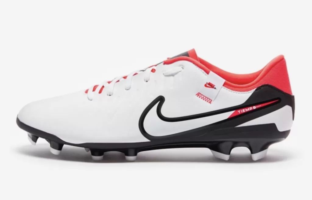 Бутсы Nike Tiempo Legend 10 Academy FG