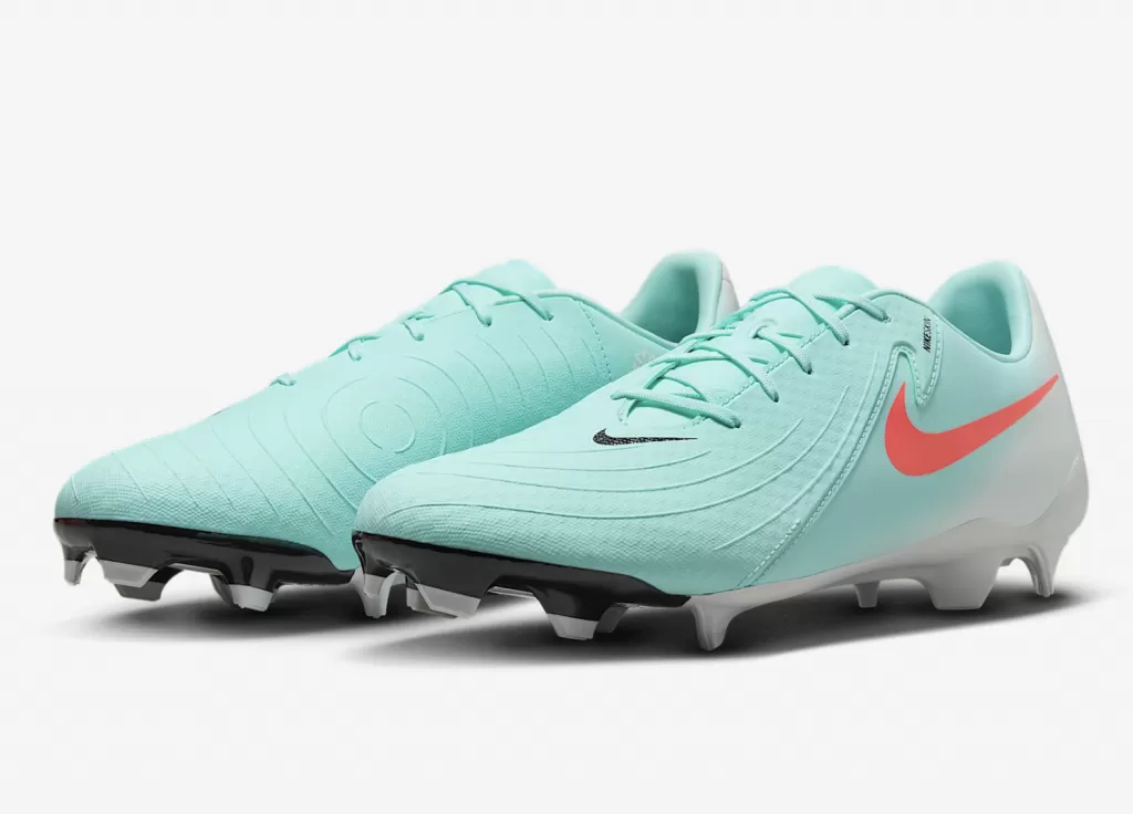 Бутсы Nike Phantom GX II Academy FG