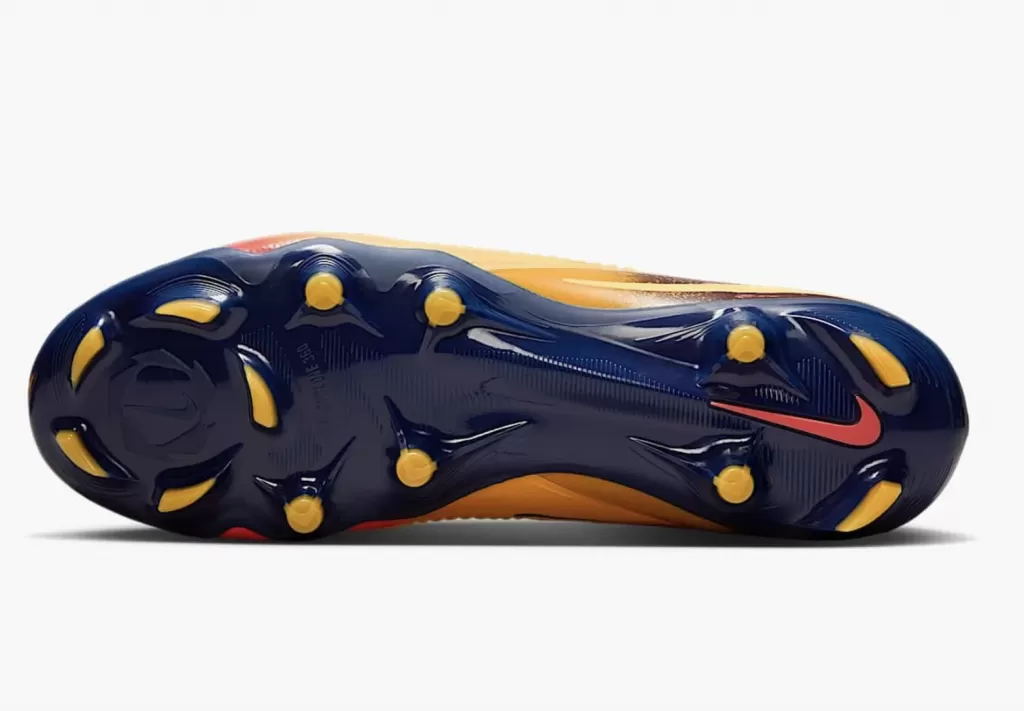 Бутсы полупрофессиональные Nike Phantom 6 Low EH Pro FG