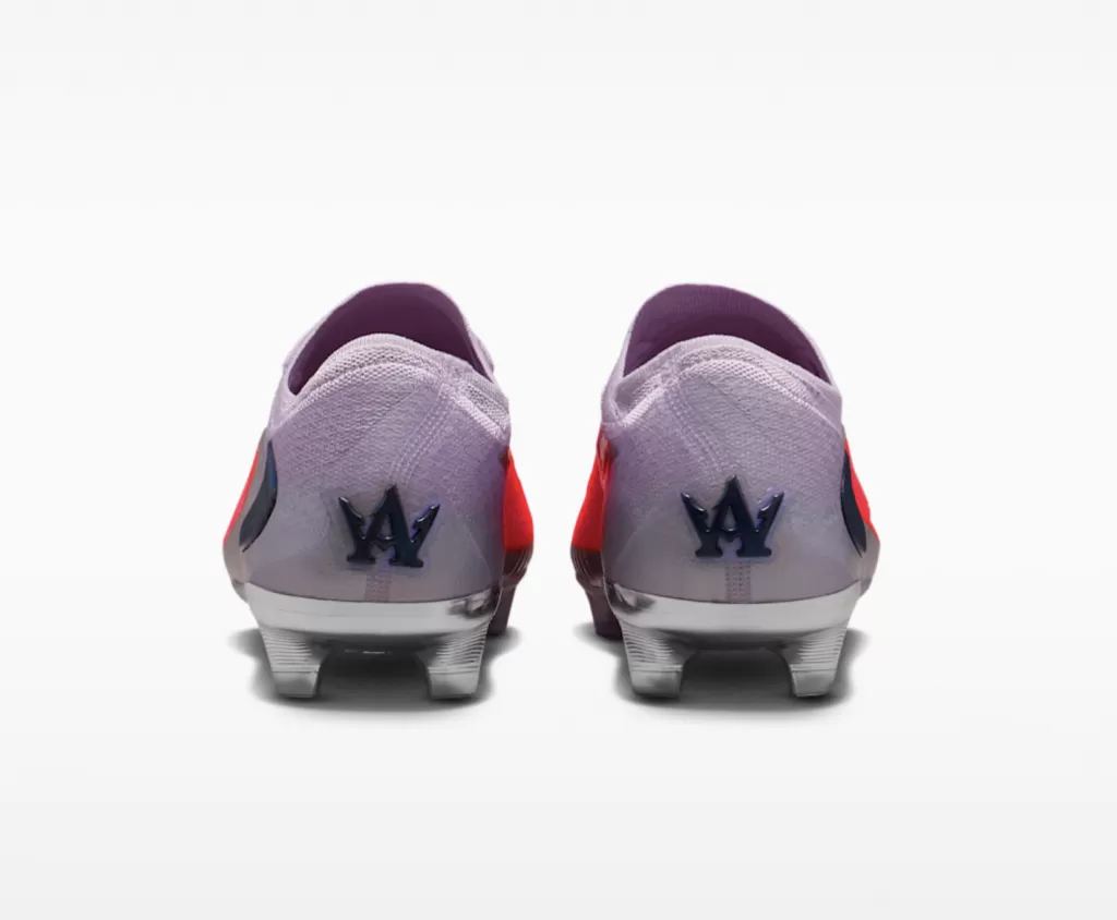 Бутсы профессиональные Nike Phantom 6 Low Elite 'Alexia Putellas' FG
