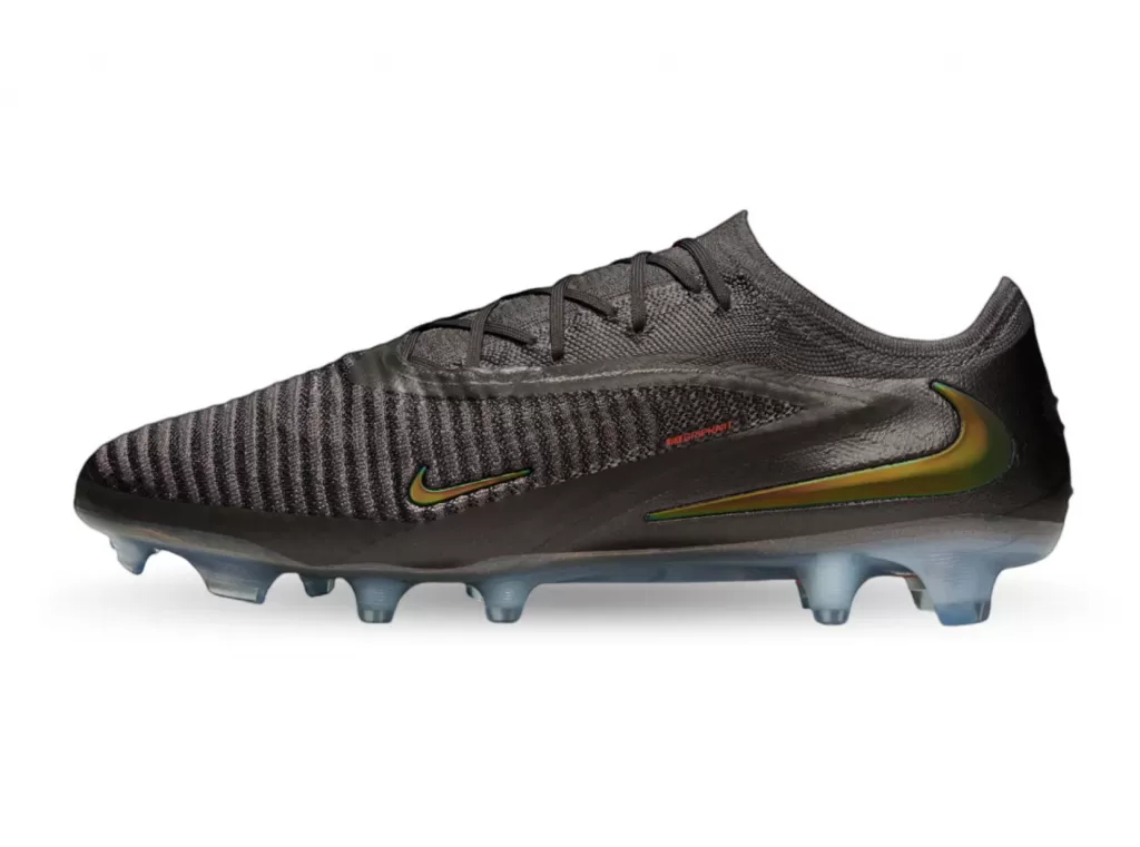 Бутсы профессиональные Nike Phantom 6 Low Elite LV8 FG