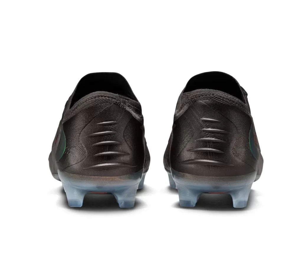 Бутсы профессиональные Nike Phantom 6 Low Elite LV8 FG