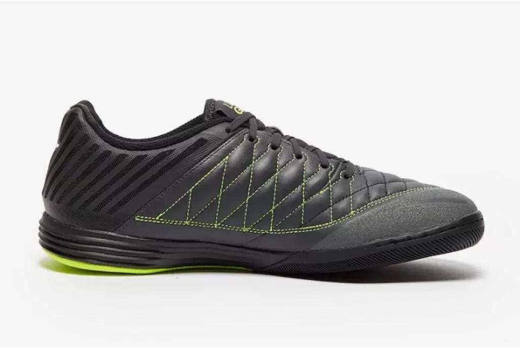 Футзалки профессиональные Nike Lunargato II Indoor