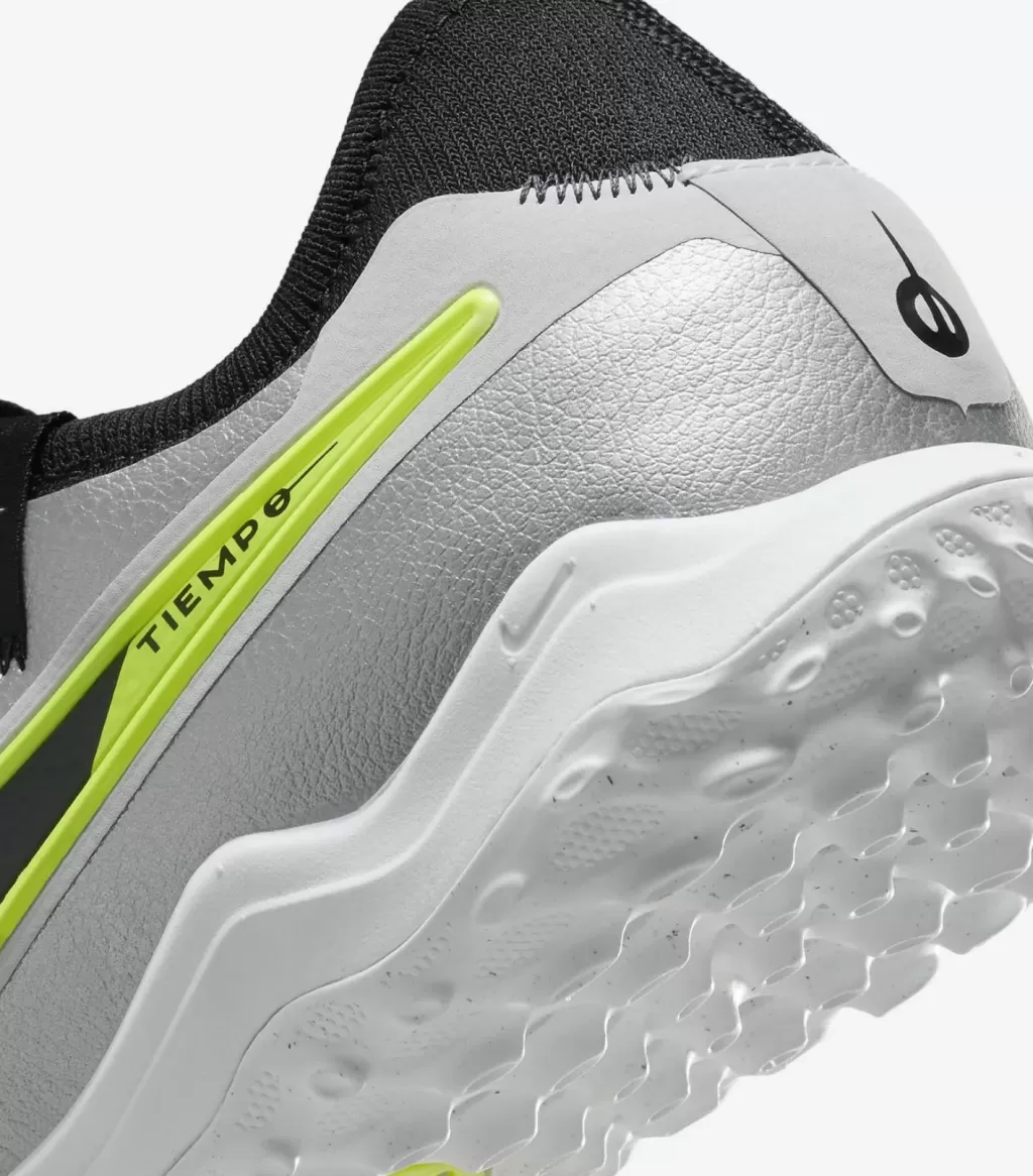 Шиповки профессиональные Nike Tiempo Legend 10 Pro TF