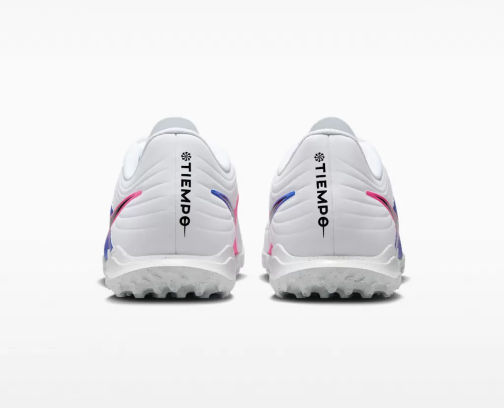 Шиповки Nike Tiempo Maestro Club TF