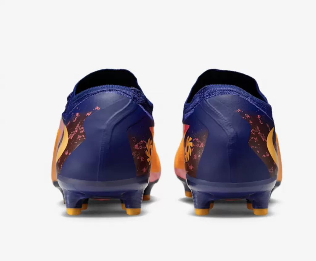 Бутсы полупрофессиональные Nike Phantom 6 Low EH Pro AG