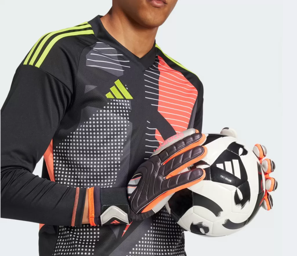 Перчатки вратарские профессиональные Adidas Copa Pro GK Gloves