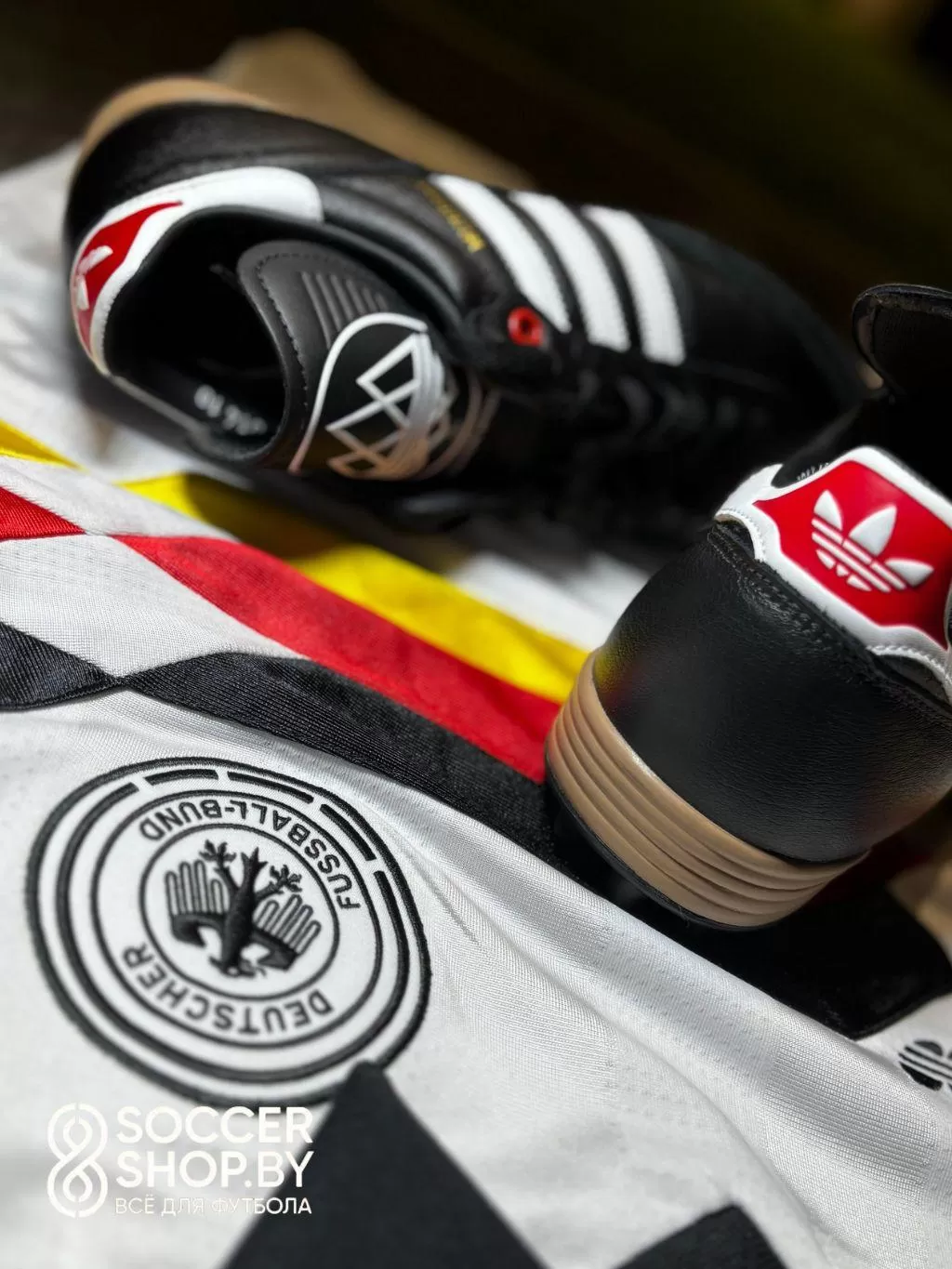 ADIDAS MUNDIAL TEAM SPZL FC TURF LIMITED EDITION