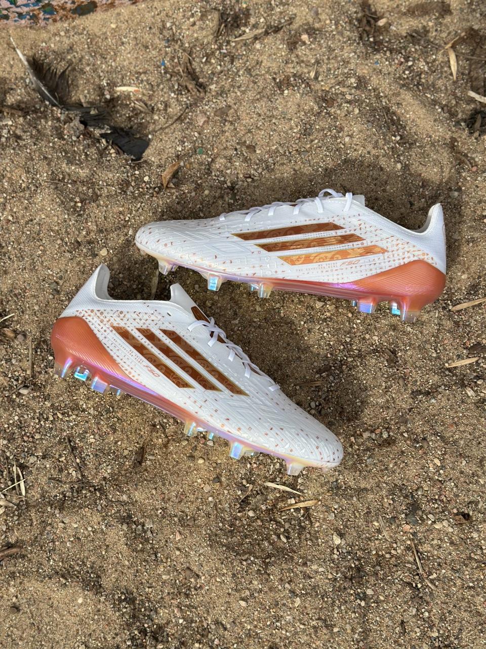 ADIDAS F50 SALAH специальные бутсы для Египетского короля