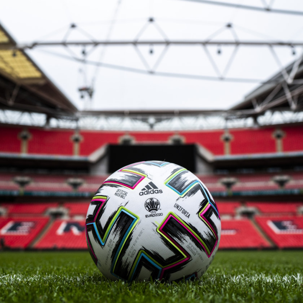 Мяч официально-игровой Adidas Uniforia Pro Official Match Ball