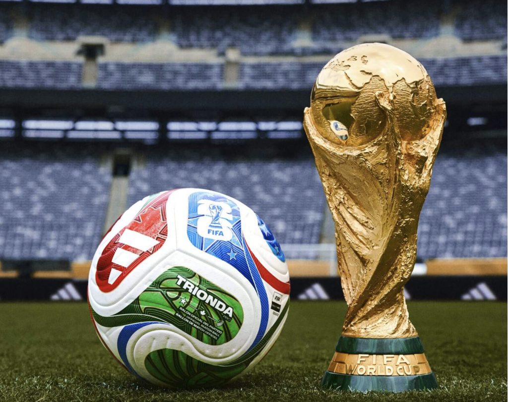 Мяч официально-игровой Adidas World Cup 2026 Trionda official match ball