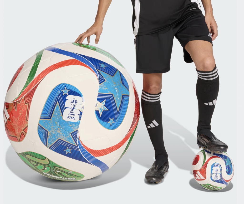 Мяч большой Adidas World Cup 2026 Jumbo