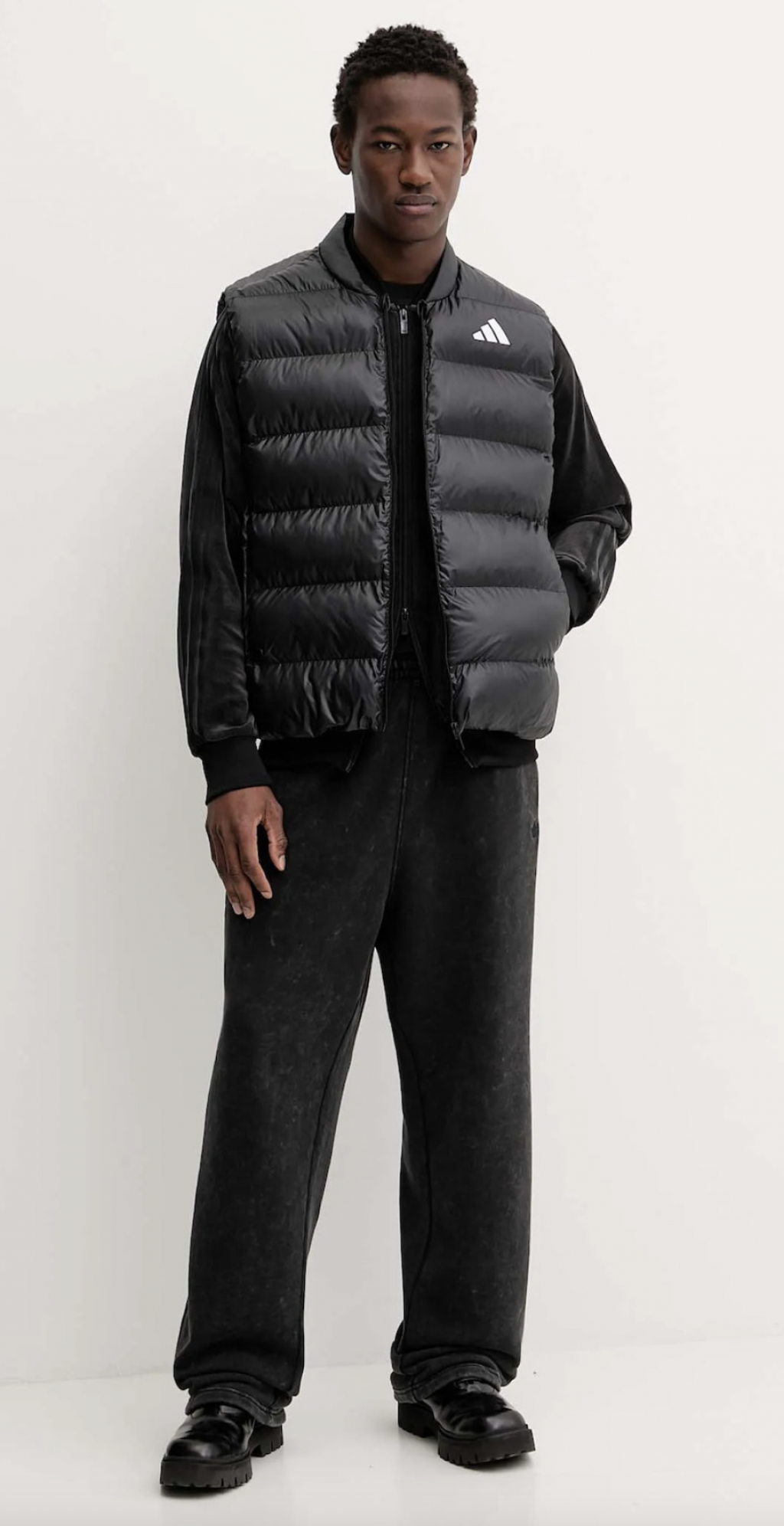 Жилетка Adidas Essentials Climawarm Down Puffer Vest