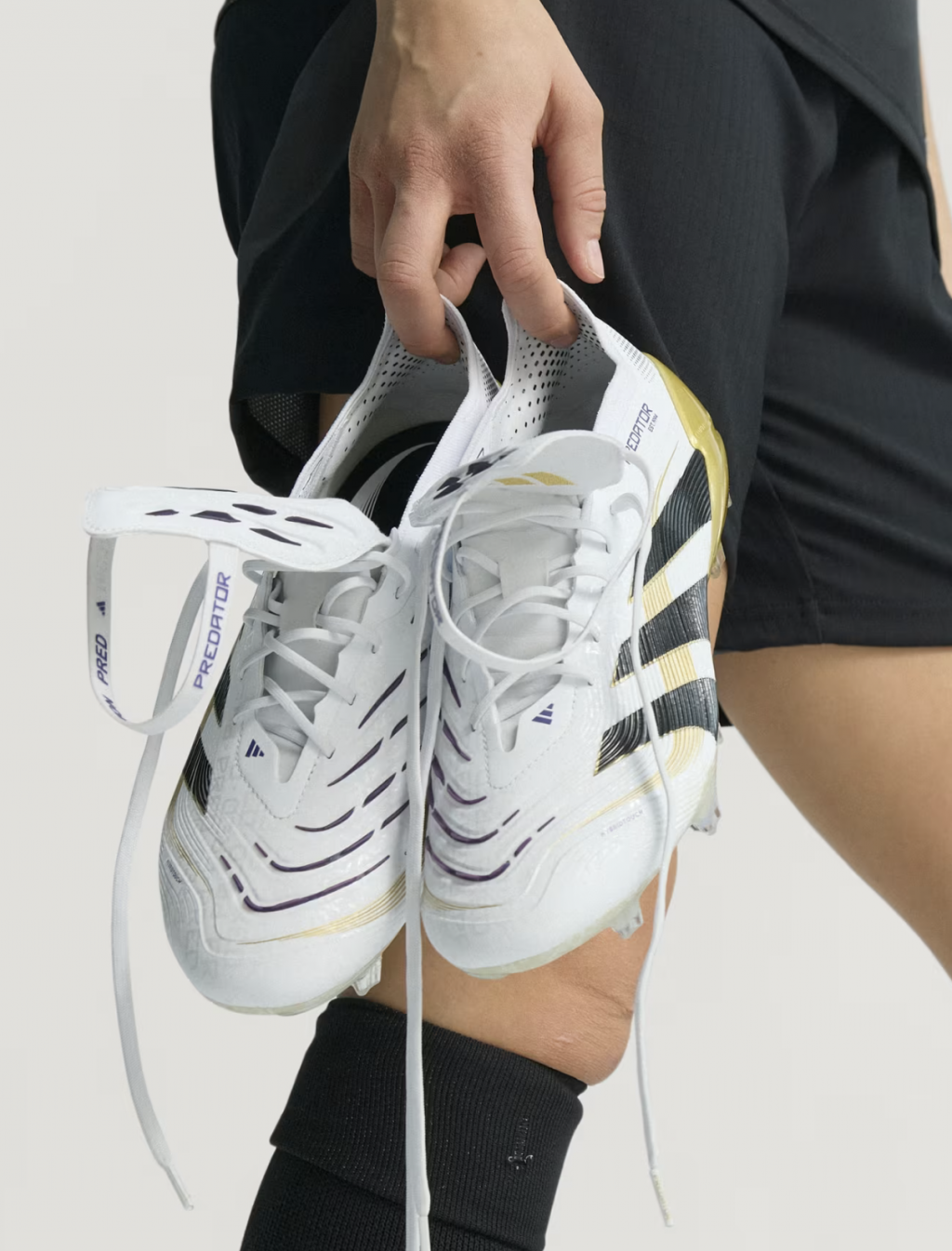 Бутсы профессиональные Adidas Predator Elite FT FG