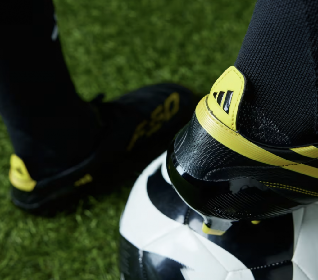 Бутсы профессиональные Adidas F50 2010 Leather Limited Edition FG