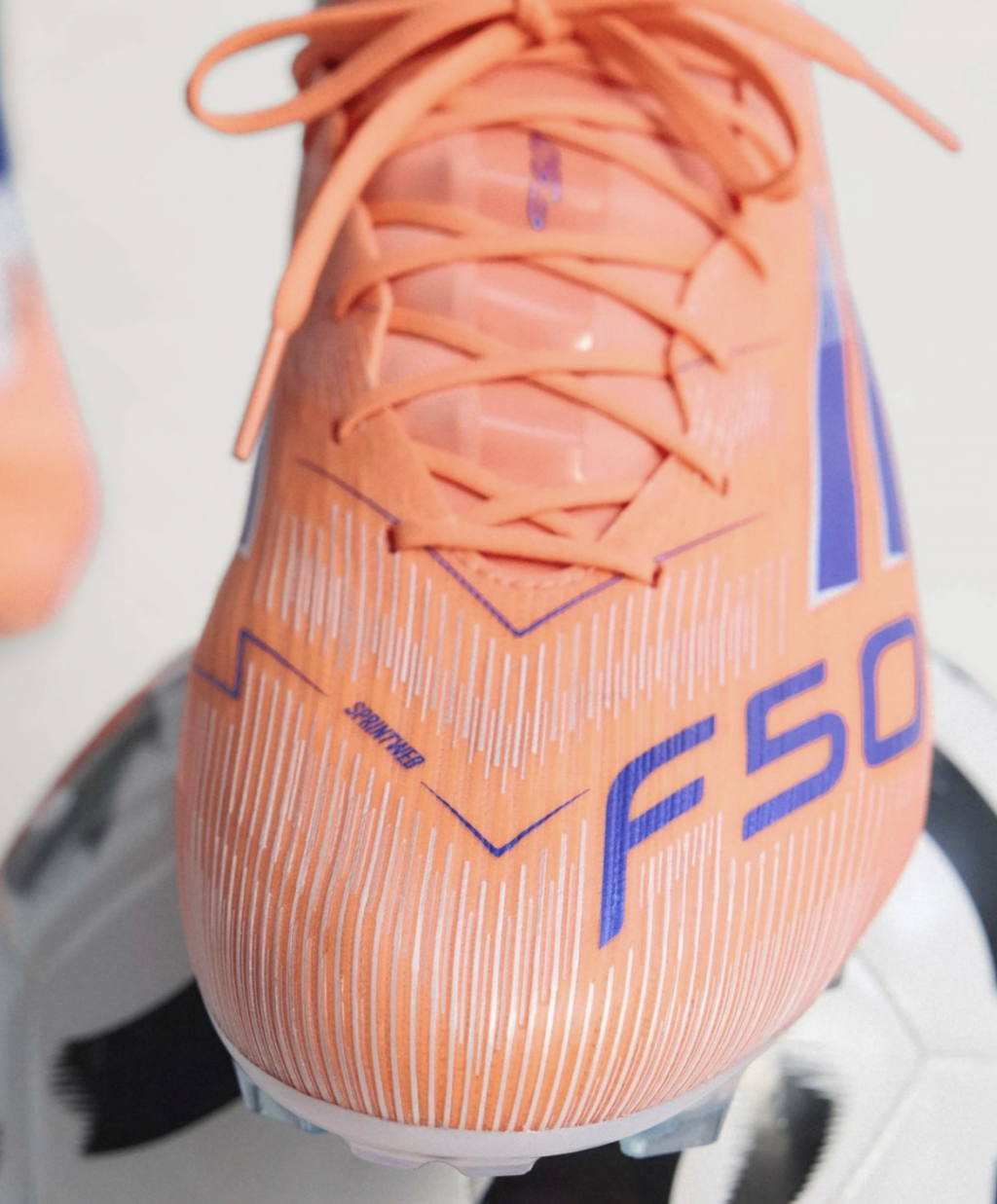Бутcы профессиональные Adidas F50 Elite FG