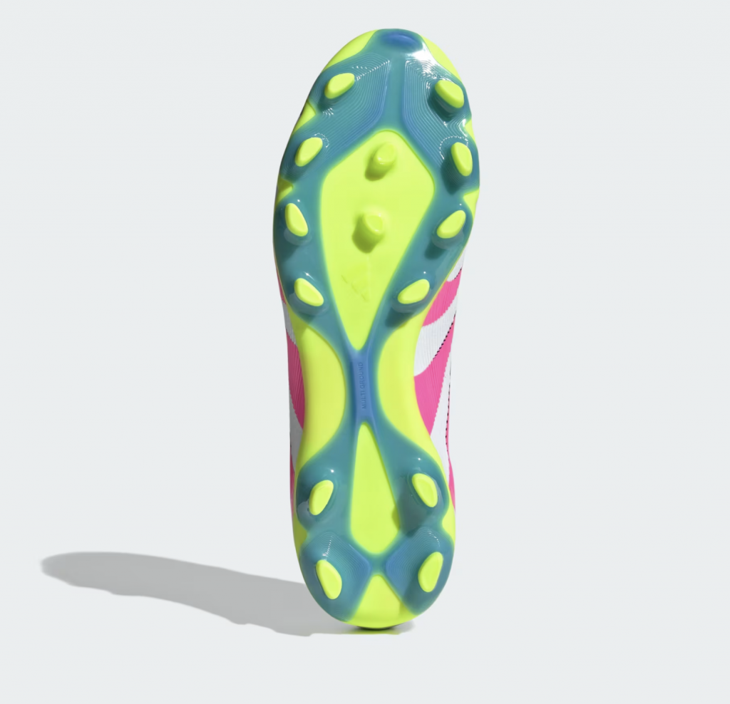 Бутсы полупрофессиональные Adidas Predator Pro MG