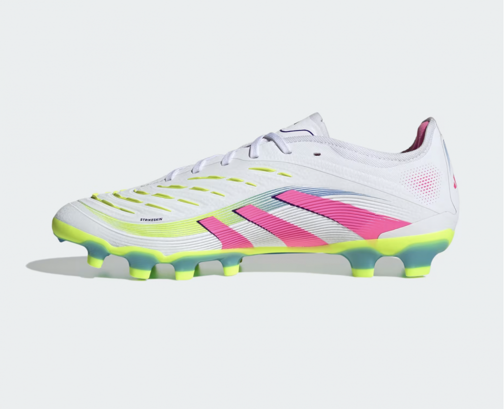 Бутсы полупрофессиональные Adidas Predator Pro MG