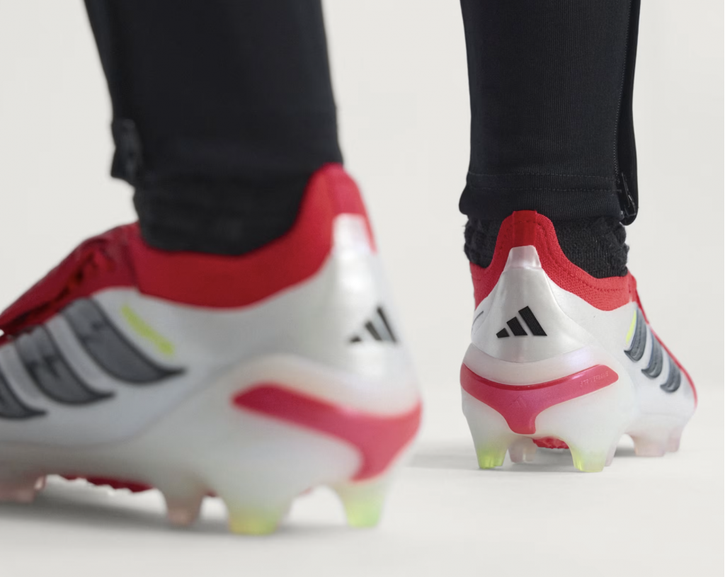 Бутсы профессиональные Adidas Predator Elite FT FG