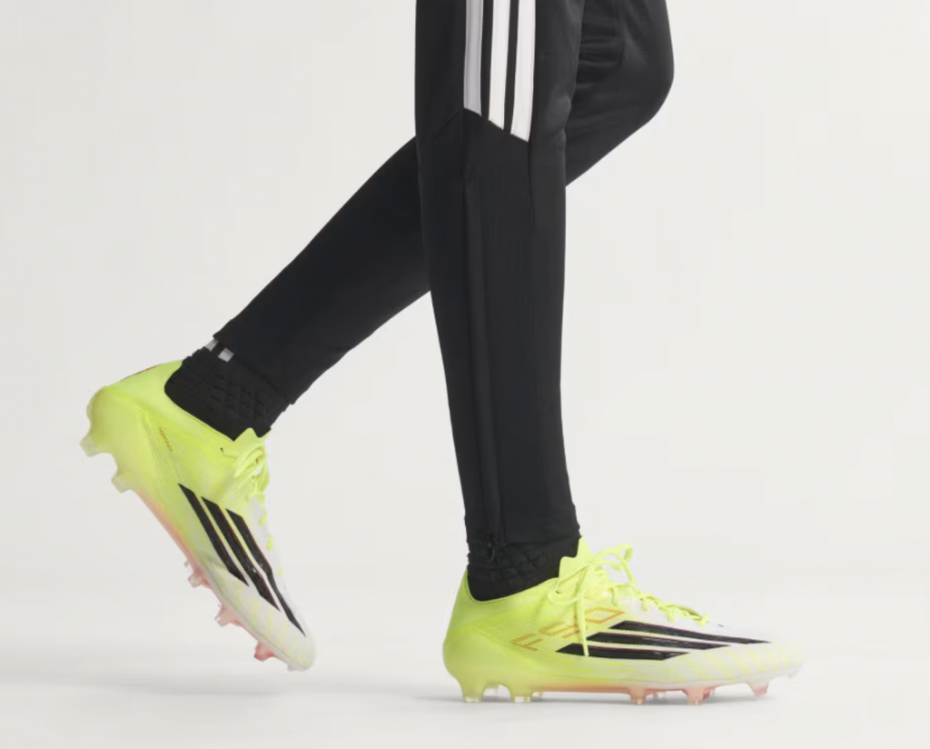 Бутcы профессиональные Adidas F50 Elite FG