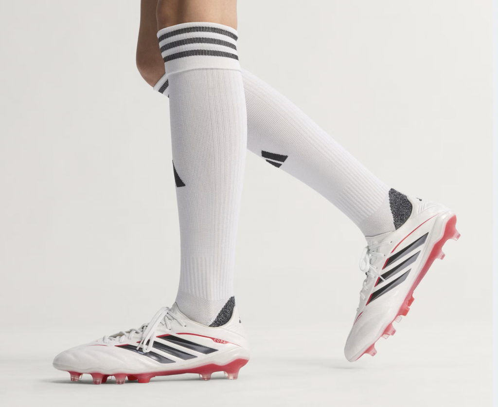 Бутсы профессиональные Adidas Copa Pure IV Elite FG