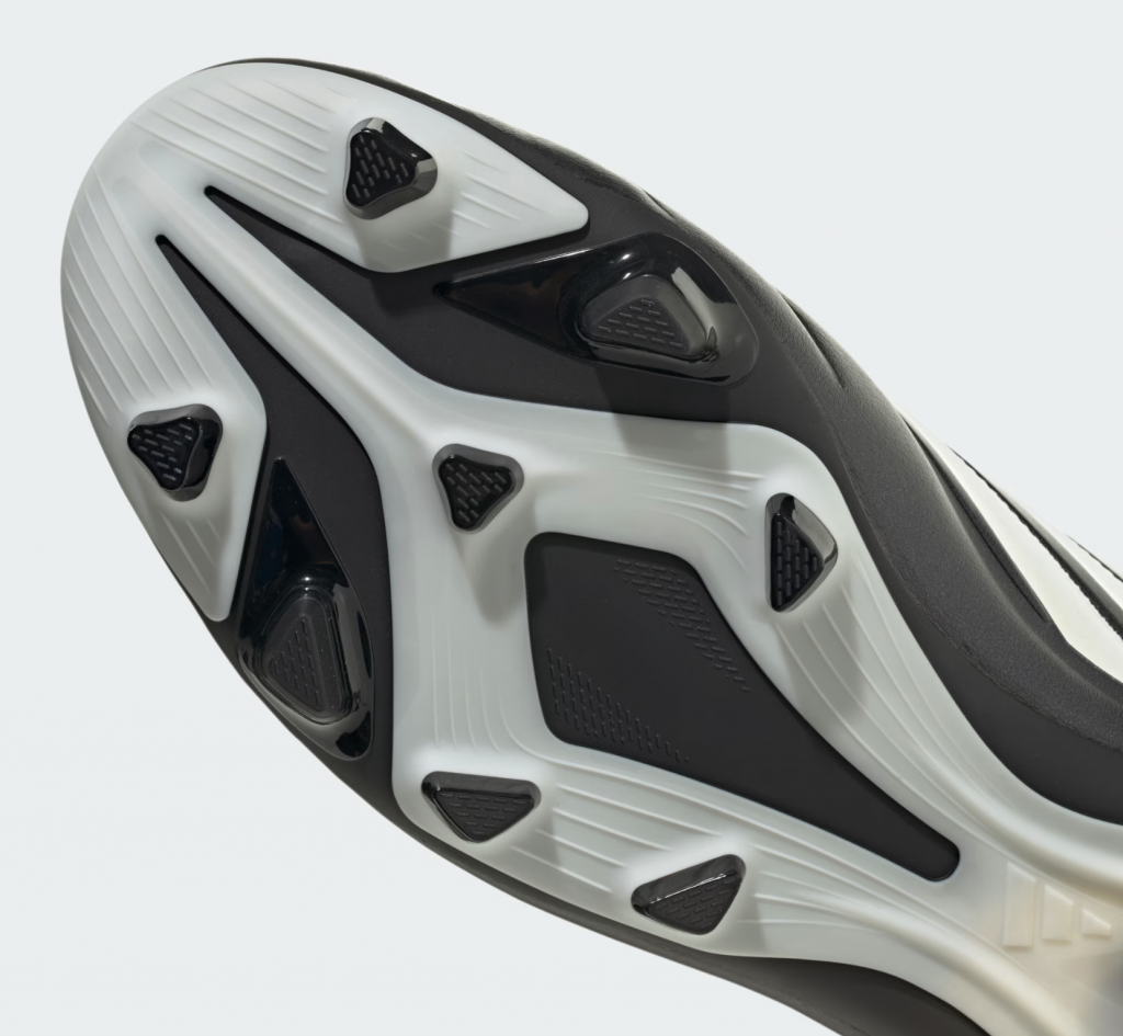 Бутcы Adidas Copa Pure IV Club FG