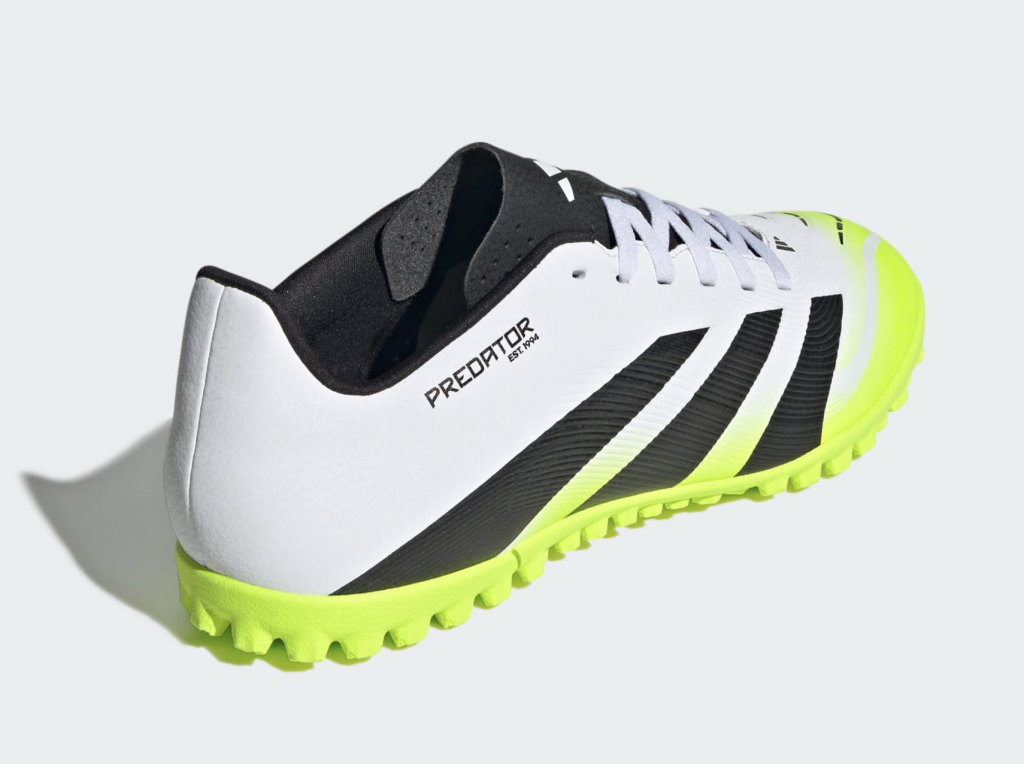 Шиповки Adidas Predator Club TF