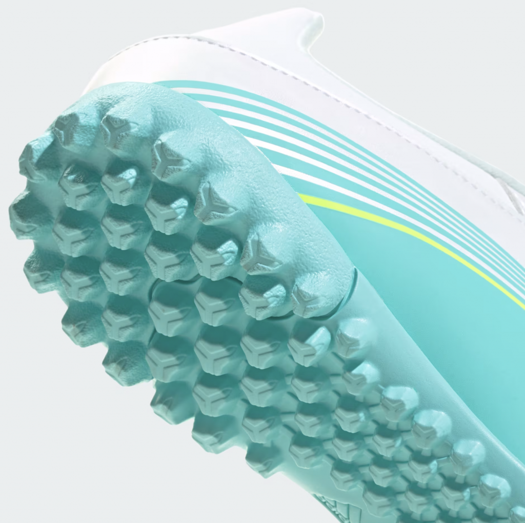 Шиповки Adidas F50 Club Messi TF