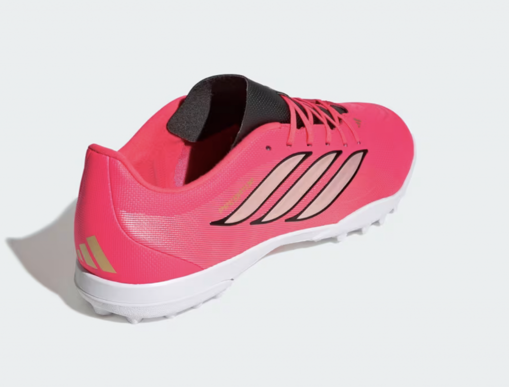 Шиповки Adidas Predator Club TF