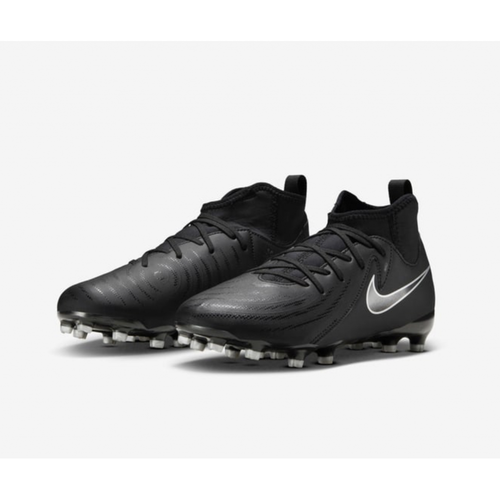 Бутсы детские Nike Phantom Luna II Academy JR FG
