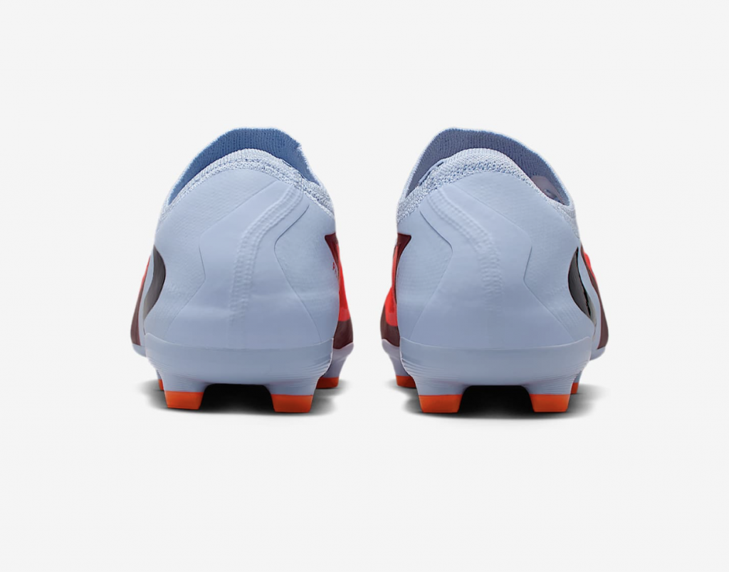 Бутсы профессиональные детские Nike Phantom Low Pro JR FG