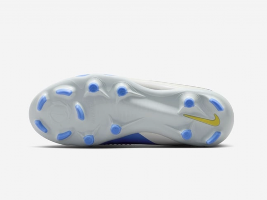 Бутсы детские Nike Phantom 6 High Academy LV8 JR FG