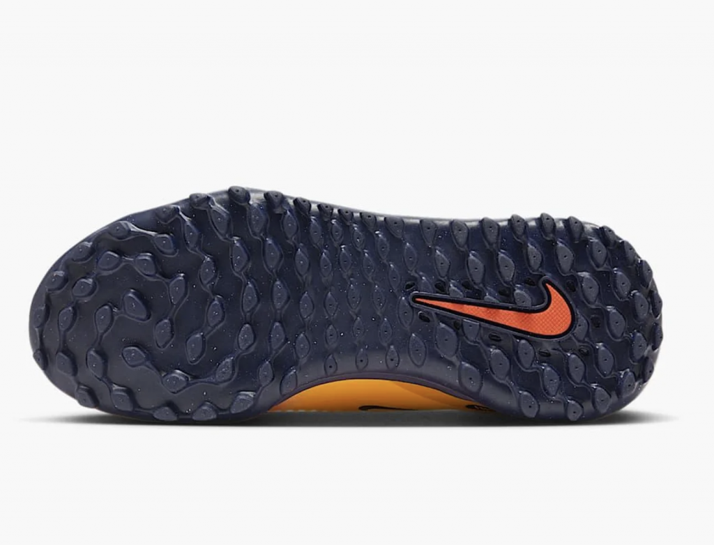 Шиповки детские Nike Phantom 6 Low Academy Erling Haaland JR TF