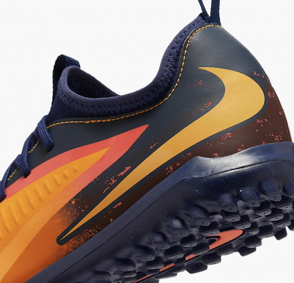 Шиповки детские Nike Phantom 6 Low Academy Erling Haaland JR TF