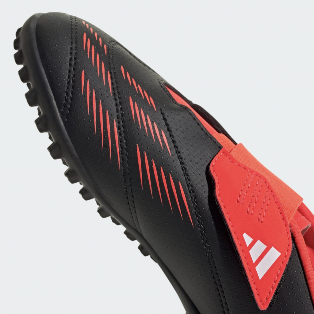 Шиповки детские Adidas Predator Club JR TF