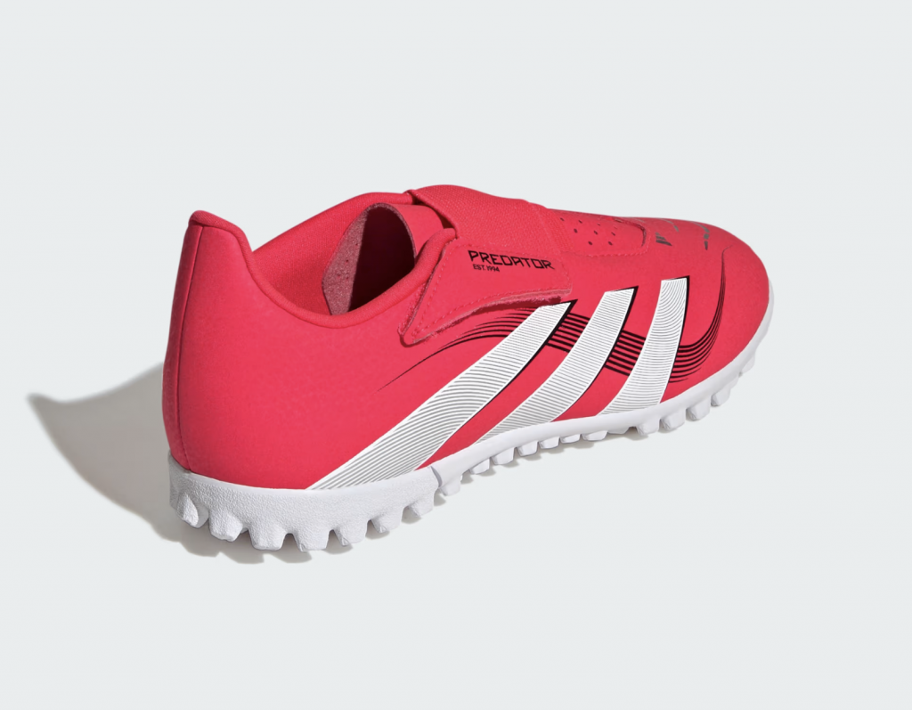 Шиповки детские Adidas Predator Club Vel JR TF